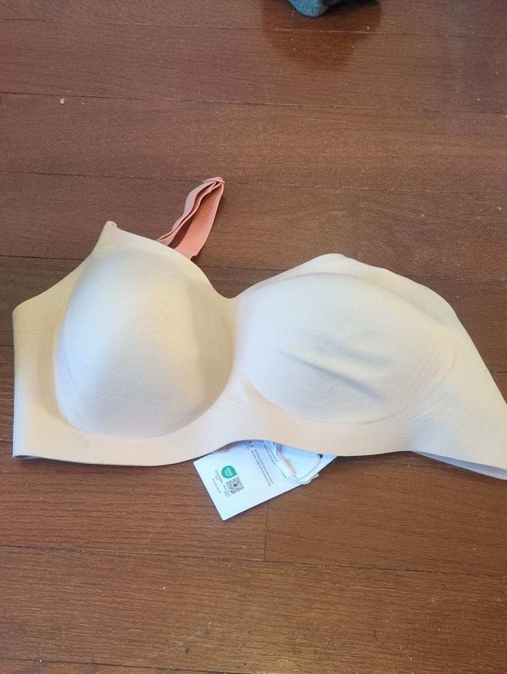 Seamless Strapless Bandeau Bra in Nude